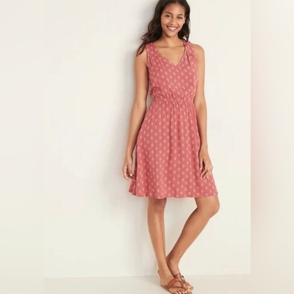 Old navy pink and white vneck sundress size small